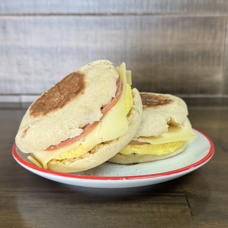 Breakfast, Lunch & Fresh-Baked Favorites